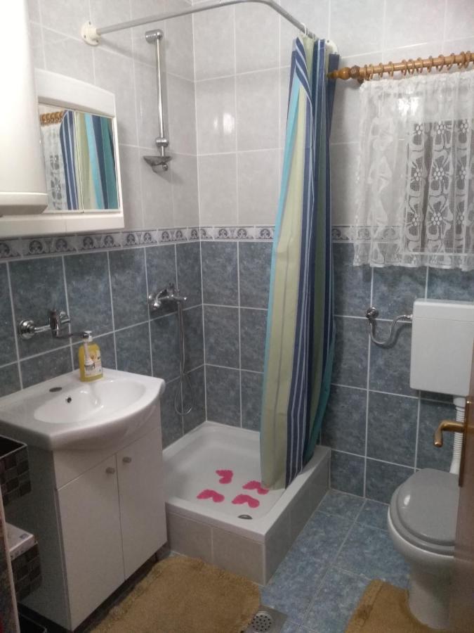 Apartman Borosa Vir Eksteriør bilde